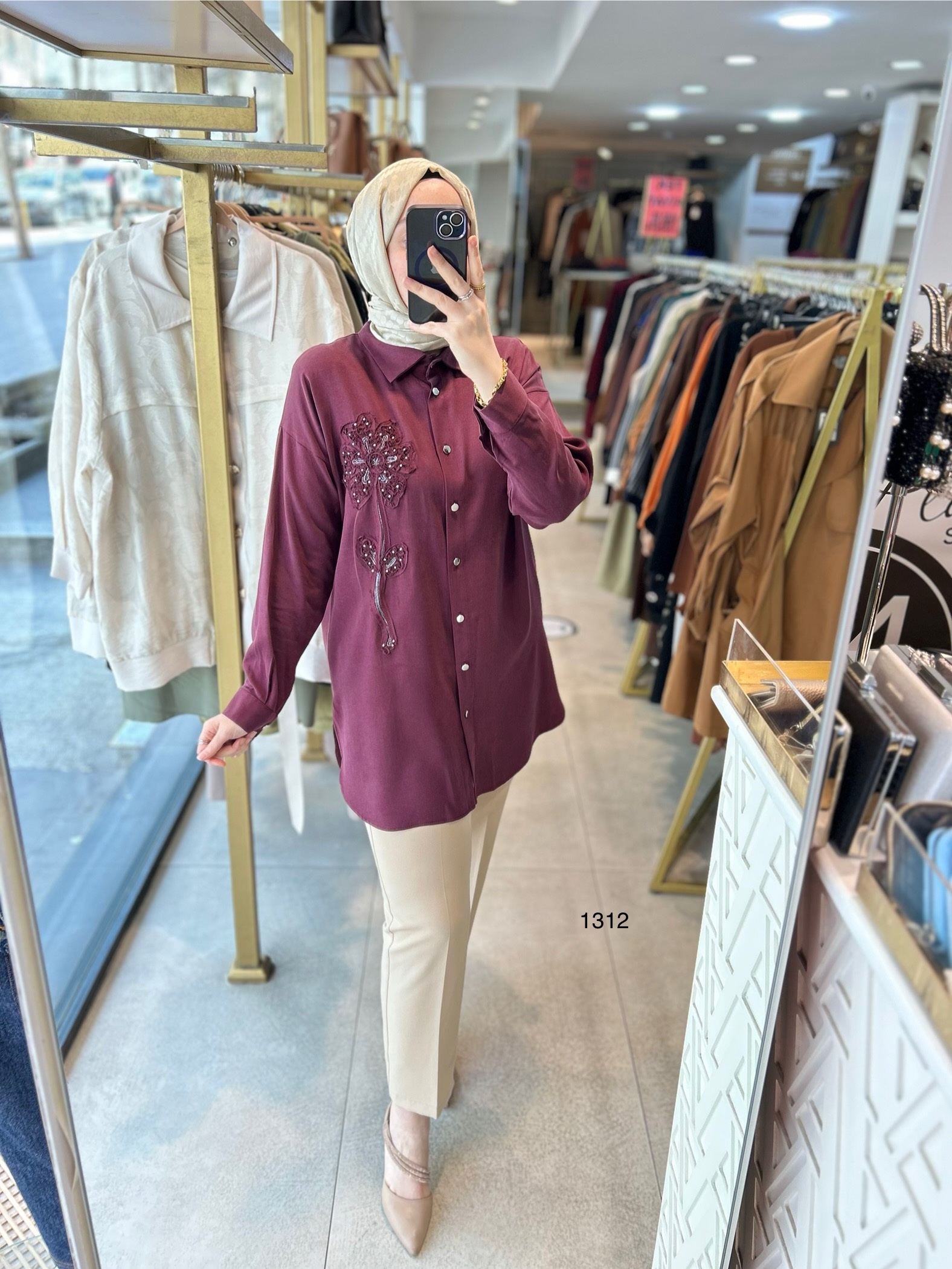 1412 ÖN KISMI ÇİÇEK DETAYLI GÖMLEK YAKA TUNİK - Görsel 18