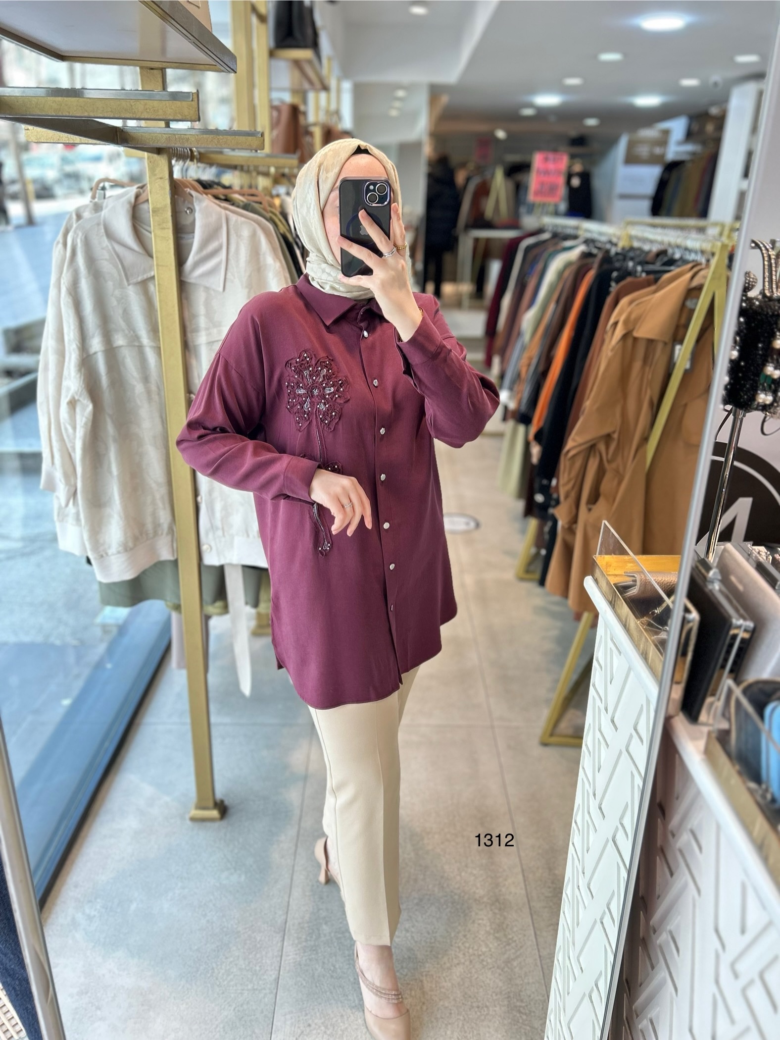 1412 ÖN KISMI ÇİÇEK DETAYLI GÖMLEK YAKA TUNİK - Görsel 12