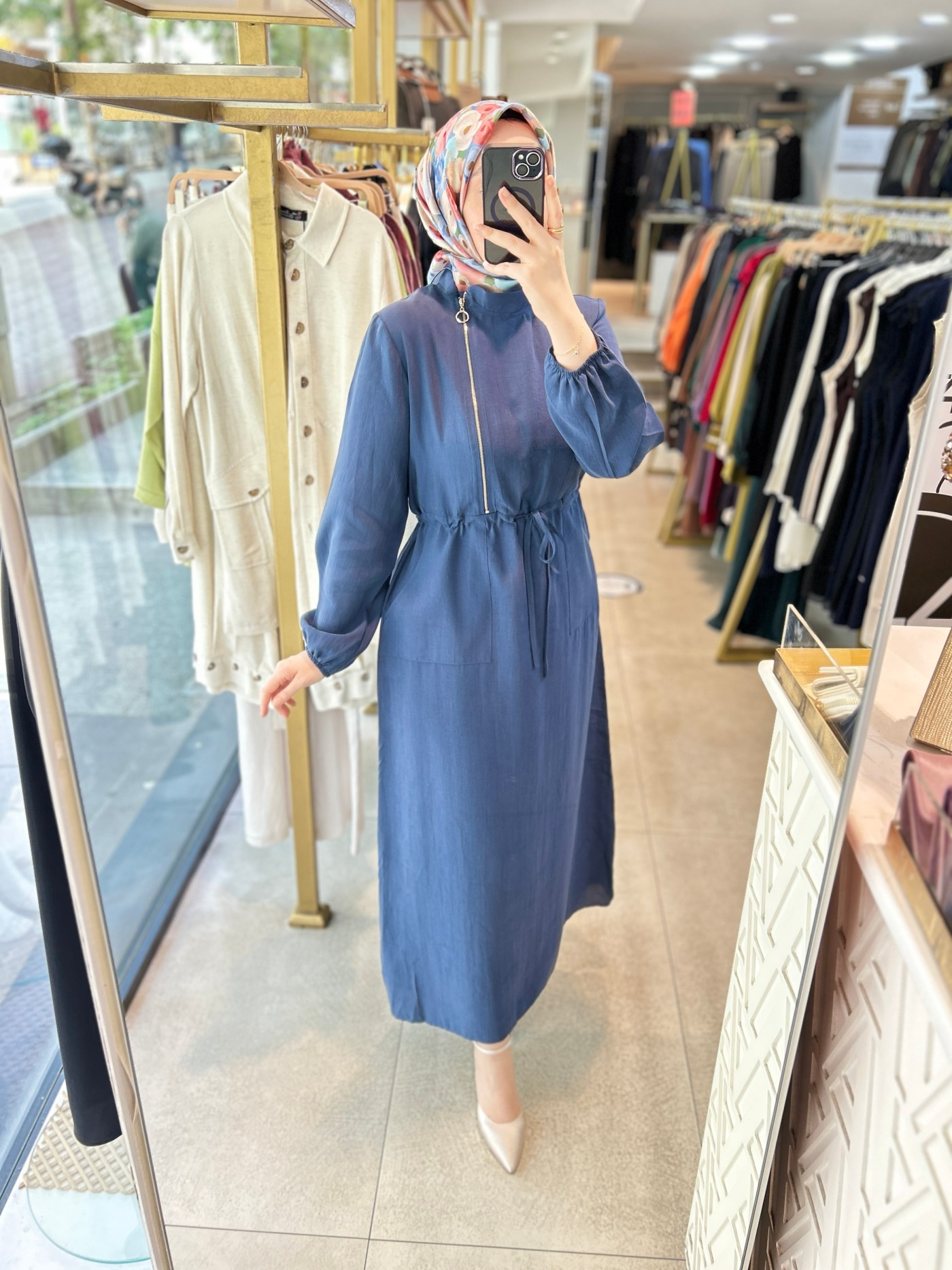 2070 SELMA ZAFEROĞLU FERMUAR DETAYLI BELDEN BAĞLAMALI ELBİSE