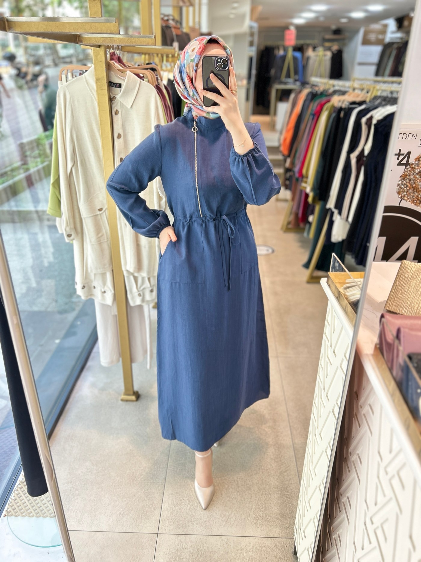 2070 SELMA ZAFEROĞLU FERMUAR DETAYLI BELDEN BAĞLAMALI ELBİSE