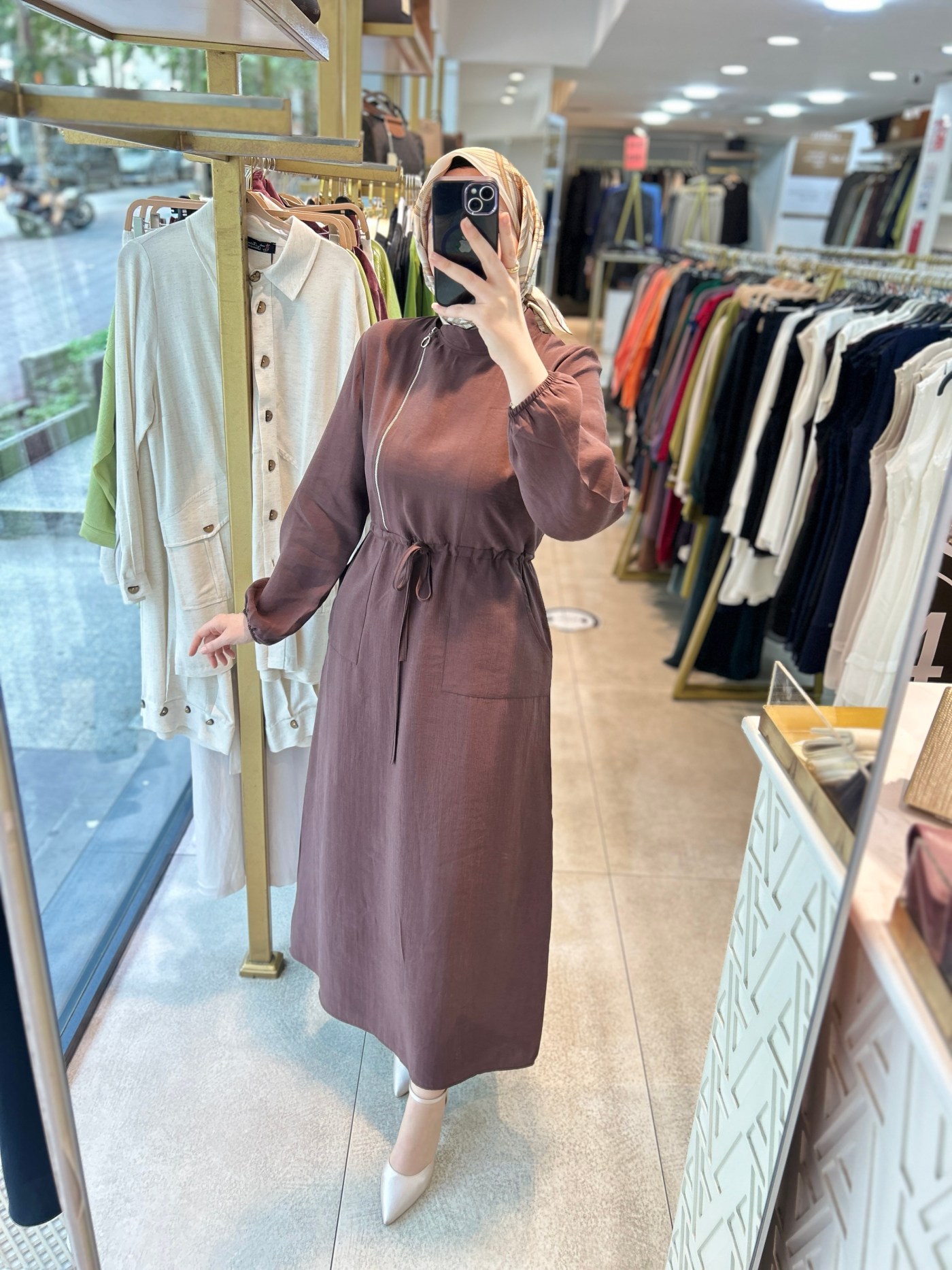 2070 SELMA ZAFEROĞLU FERMUAR DETAYLI BELDEN BAĞLAMALI ELBİSE