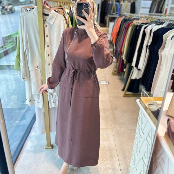 2070 SELMA ZAFEROĞLU FERMUAR DETAYLI BELDEN BAĞLAMALI ELBİSE - Görsel 9