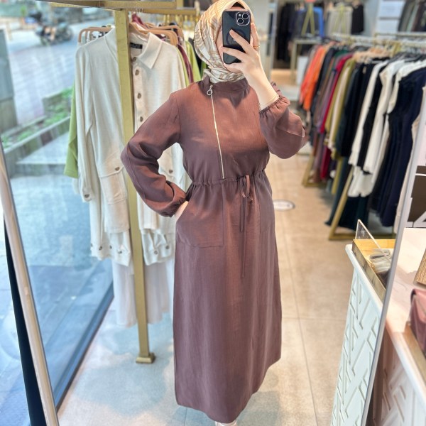 2070 SELMA ZAFEROĞLU FERMUAR DETAYLI BELDEN BAĞLAMALI ELBİSE - Görsel 24