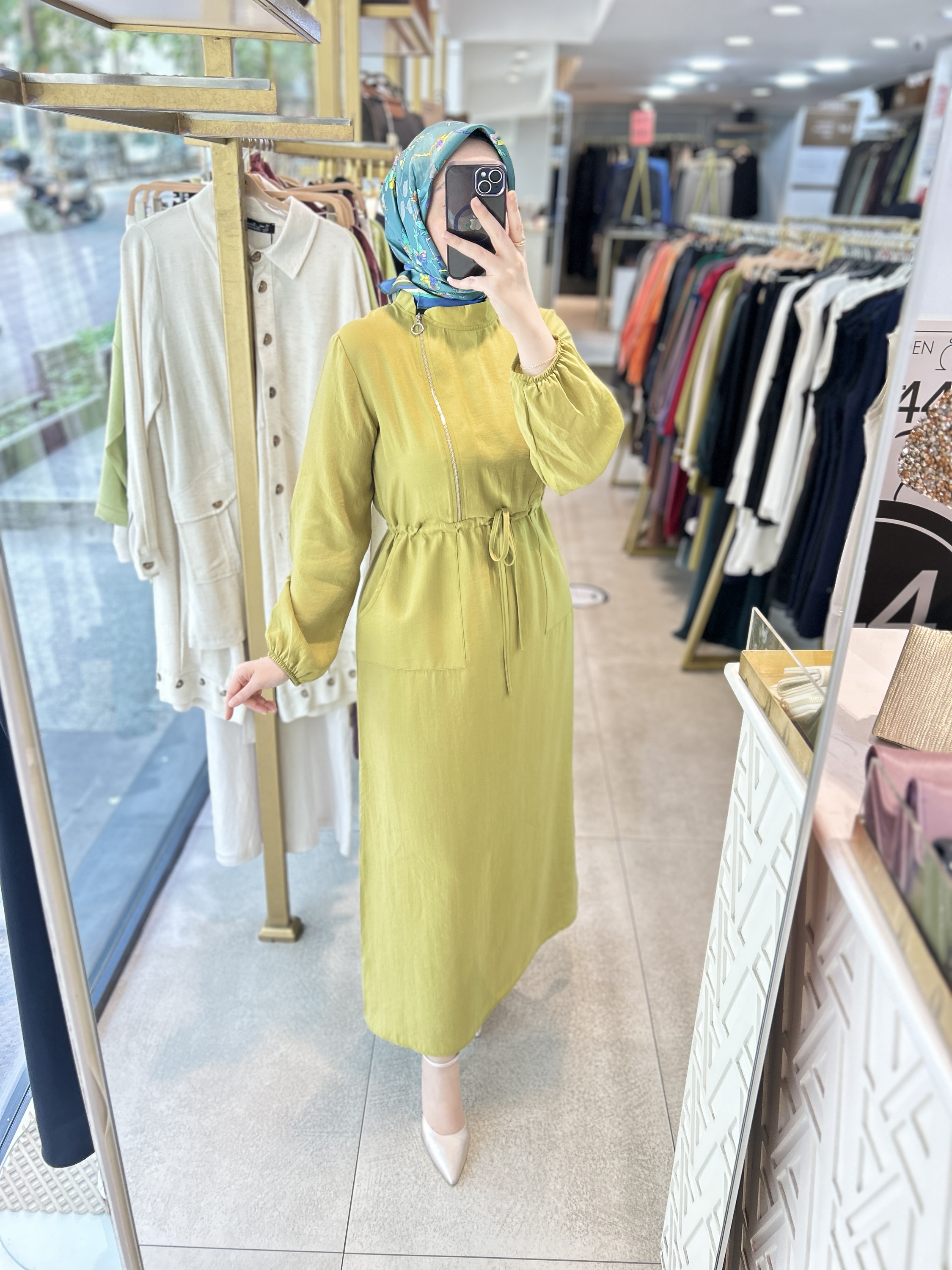 2070 SELMA ZAFEROĞLU FERMUAR DETAYLI BELDEN BAĞLAMALI ELBİSE - Görsel 23