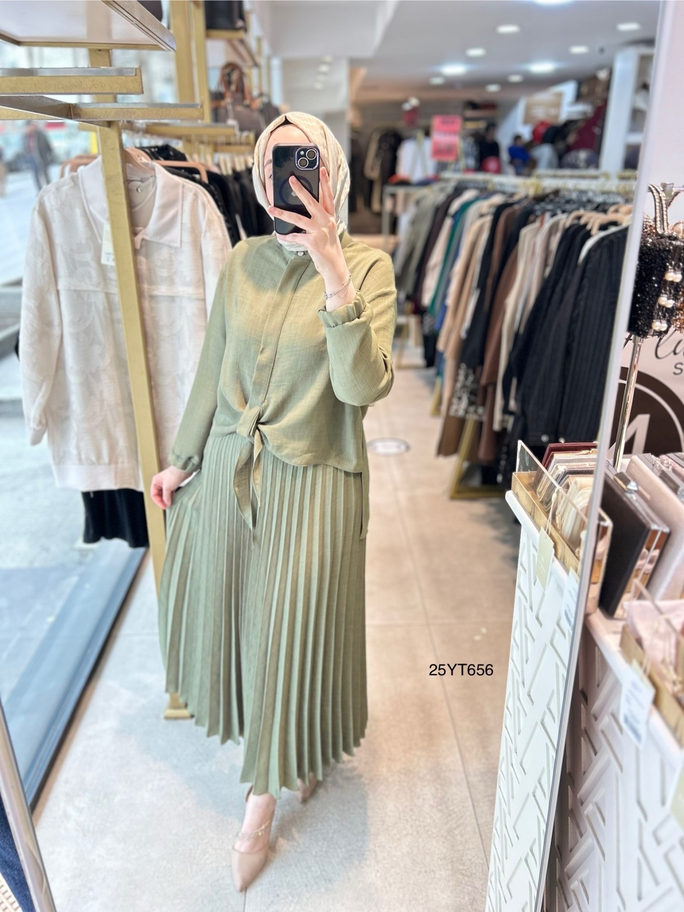 25YT656 Armine Arkası Taşlı Etekli Takım