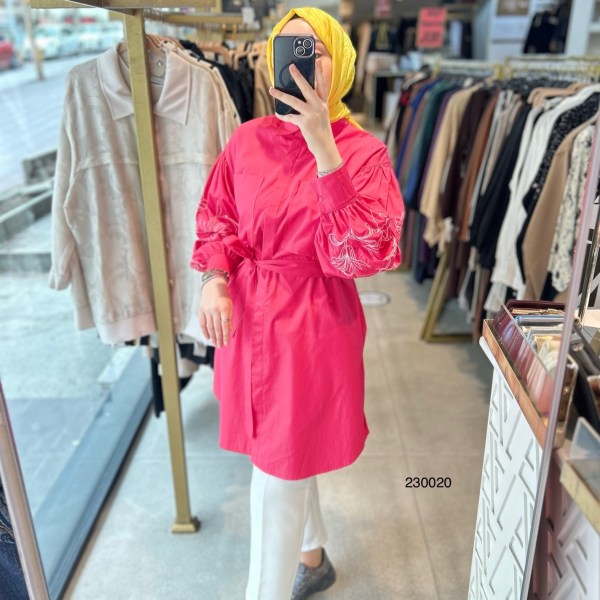 230020 KOLLARI NAKIŞ DETAYLI BALON KOL BAĞLAMALI TUNİK - Görsel 2