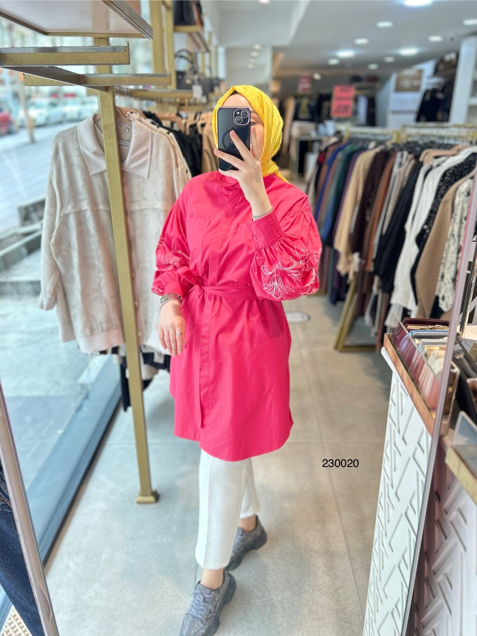 230020 KOLLARI NAKIŞ DETAYLI BALON KOL BAĞLAMALI TUNİK - Görsel 2