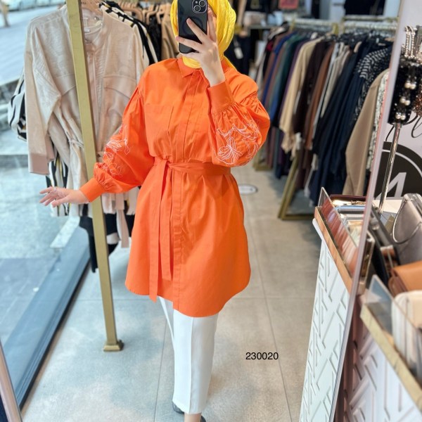 230020 KOLLARI NAKIŞ DETAYLI BALON KOL BAĞLAMALI TUNİK - Görsel 9