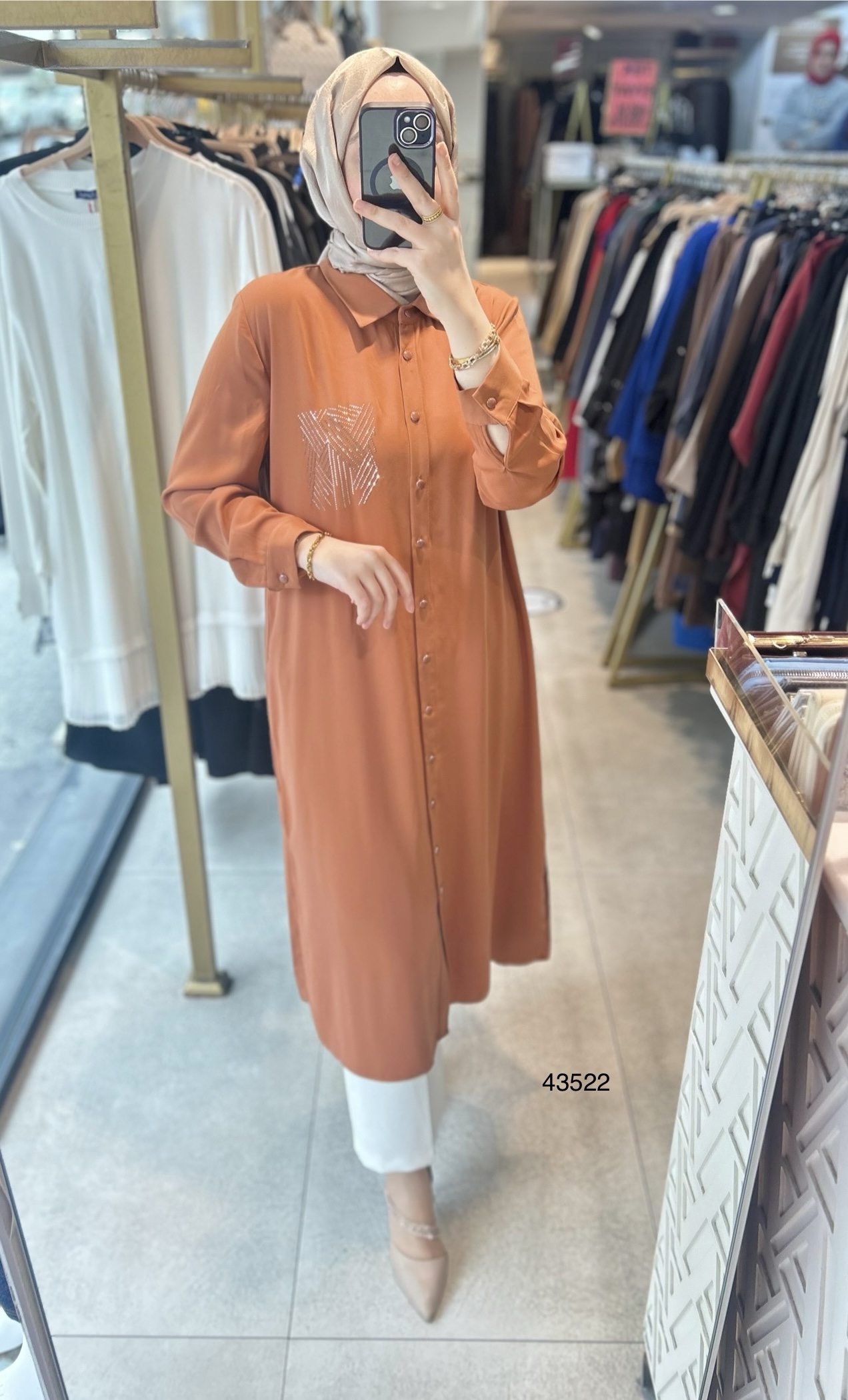 43522 Krep Uzun Taşlı Tunik