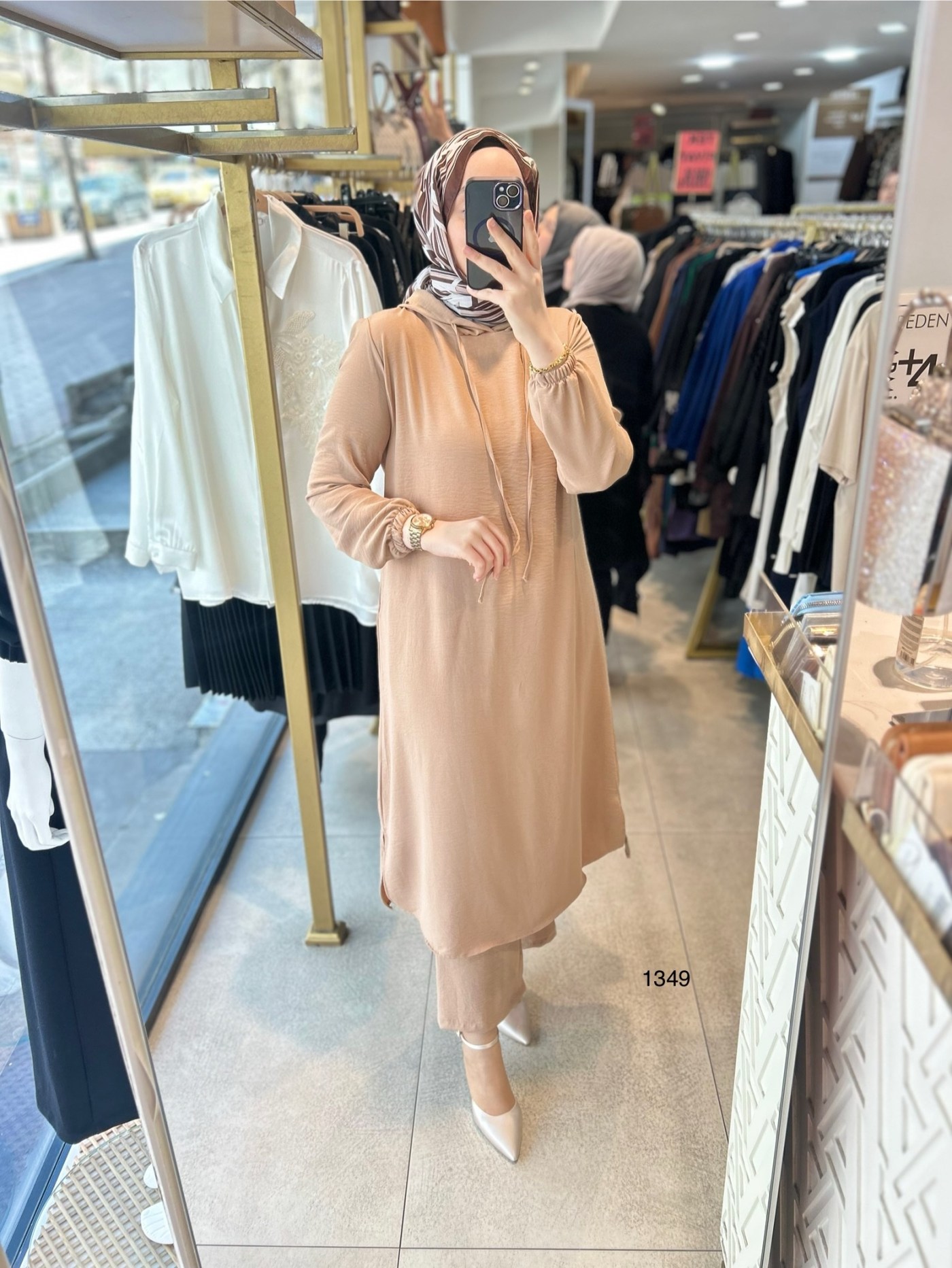 1349 UZUN TUNİKLİ AYROBİN KUMAŞ SPOR TAKIM