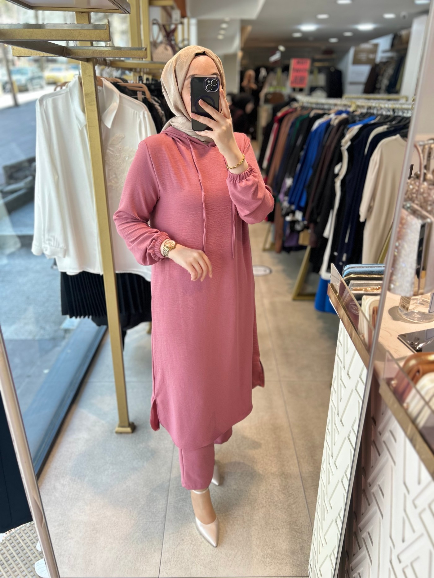 1349 UZUN TUNİKLİ AYROBİN KUMAŞ SPOR TAKIM