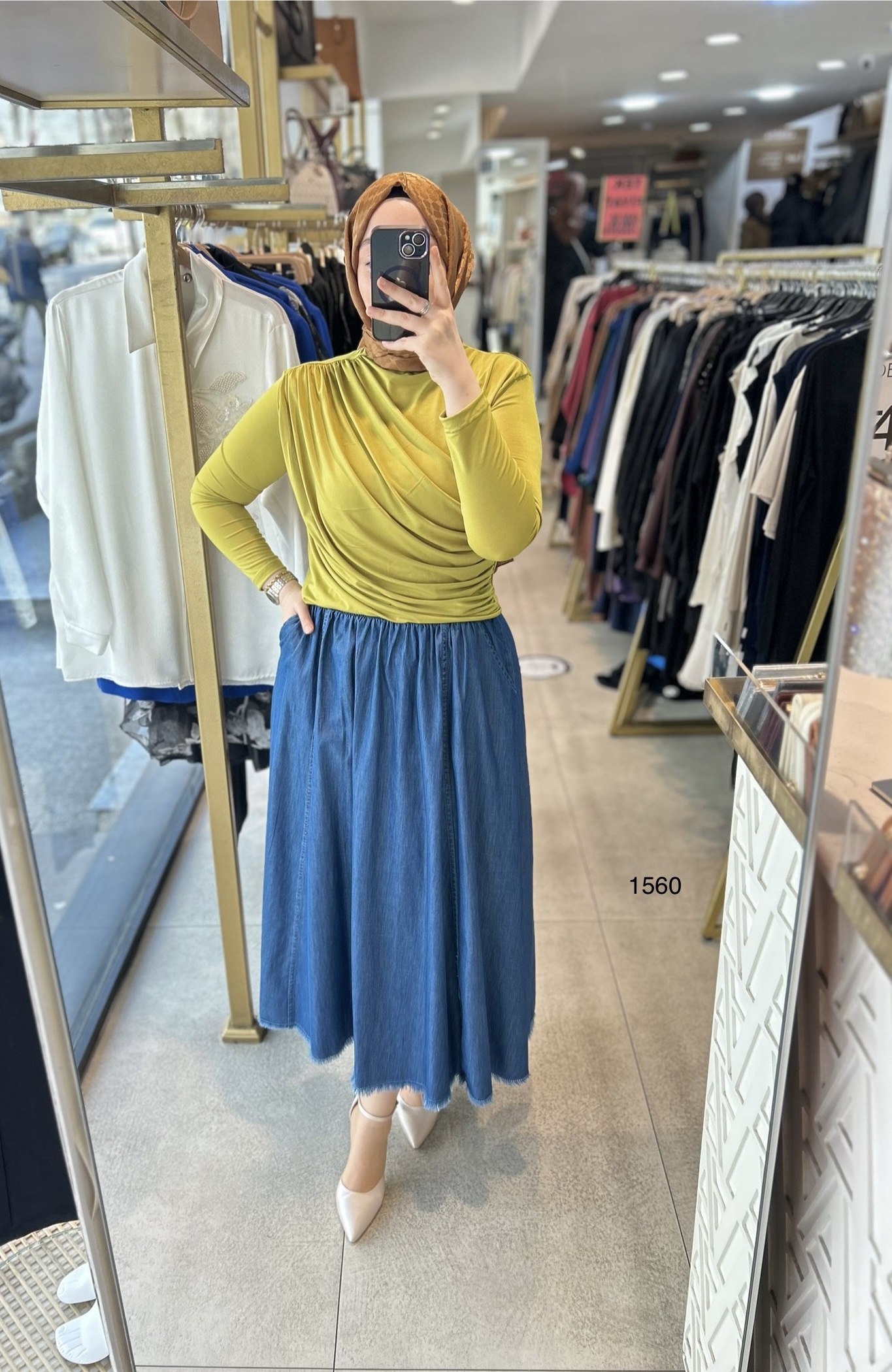 1560 BÜZGÜ DETAYLI BADY