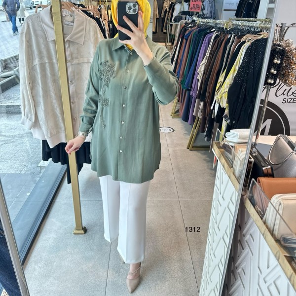 1412 ÖN KISMI ÇİÇEK DETAYLI GÖMLEK YAKA TUNİK - Görsel 6