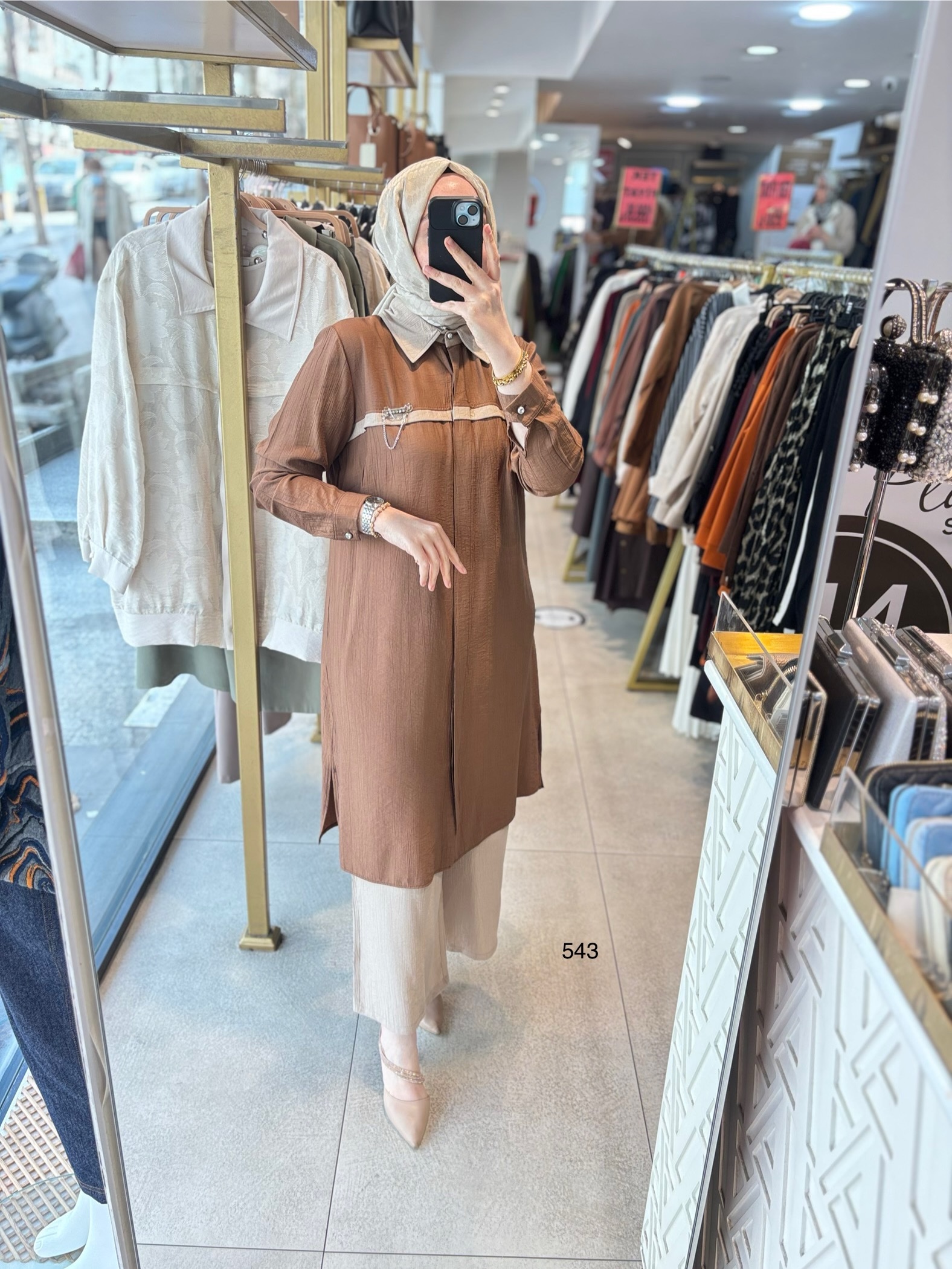 543 ŞERİT DETAYLI GİZLİ DÜĞMELİ ALT ÜST TAKIM - Görsel 9