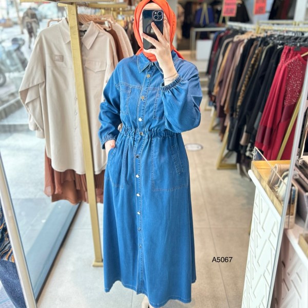 A5067 BELDEN BÜZGÜLÜ DÜĞME DETAYLI KOT ELBİSE - Görsel 2