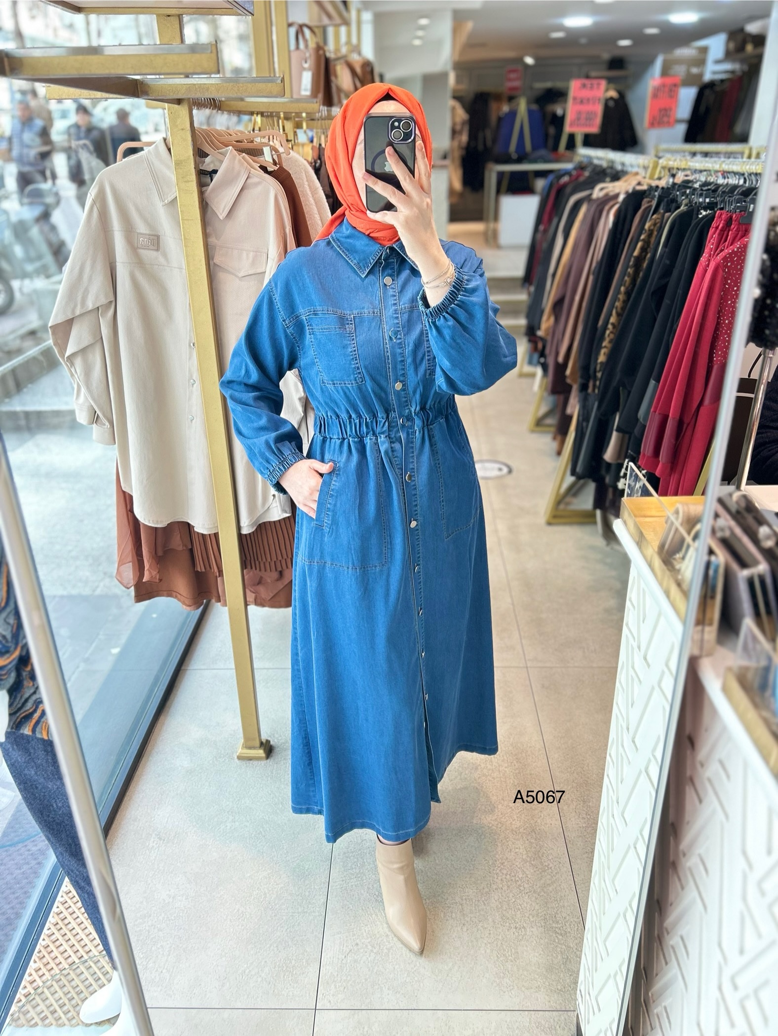 A5067 BELDEN BÜZGÜLÜ DÜĞME DETAYLI KOT ELBİSE - Görsel 5