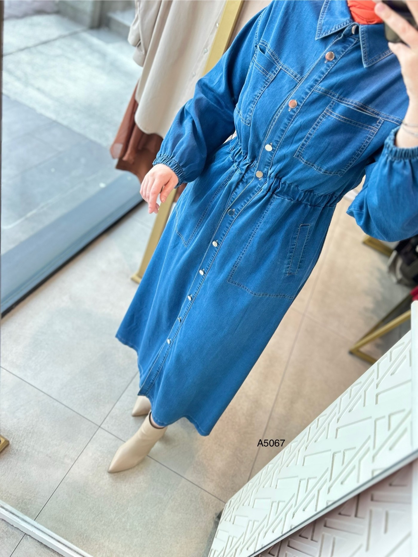 A5067 BELDEN BÜZGÜLÜ DÜĞME DETAYLI KOT ELBİSE