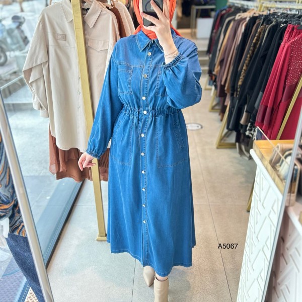 A5067 BELDEN BÜZGÜLÜ DÜĞME DETAYLI KOT ELBİSE - Görsel 3