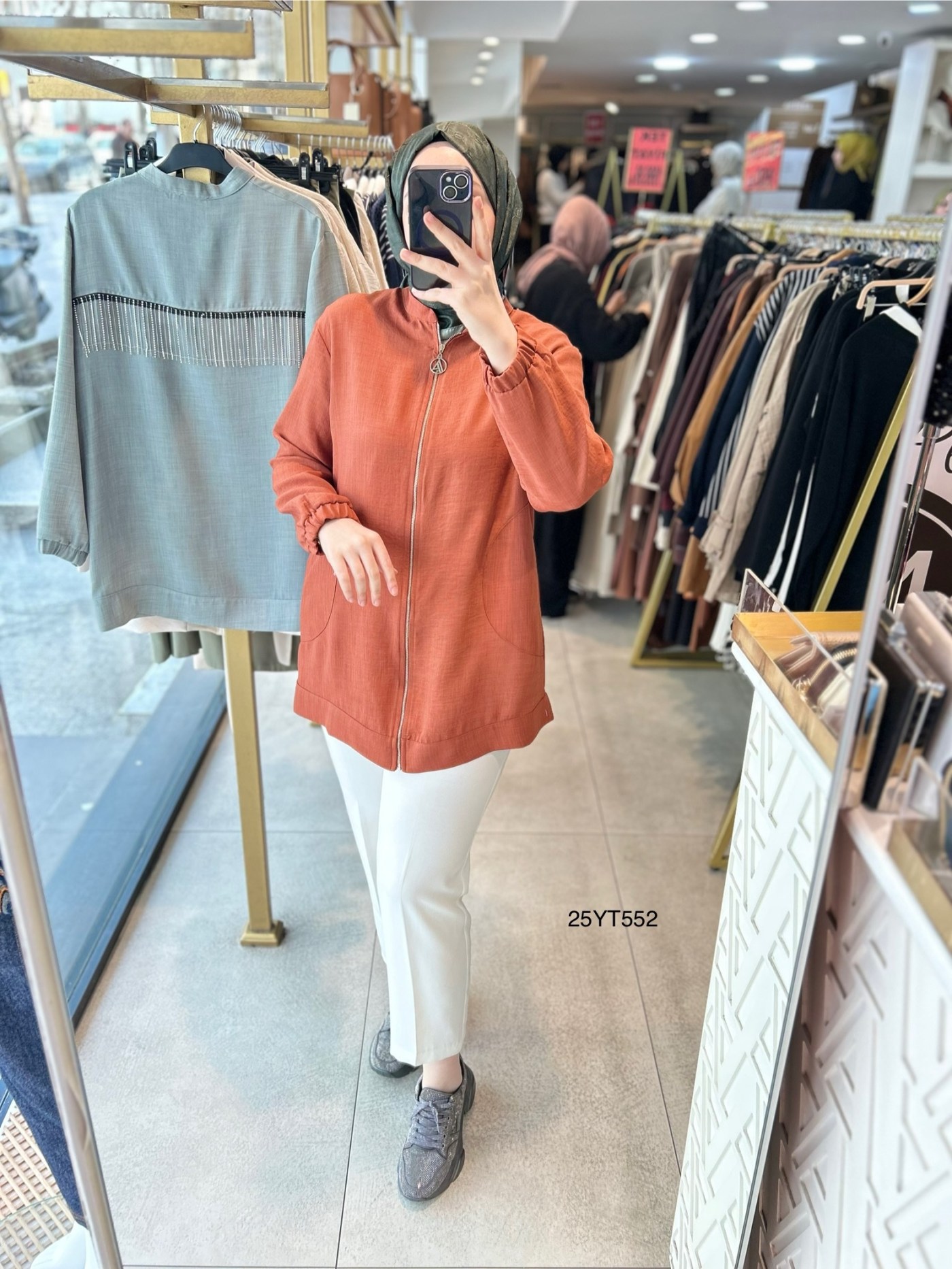 25YT552 CEPLİ FERMUARLI KAP