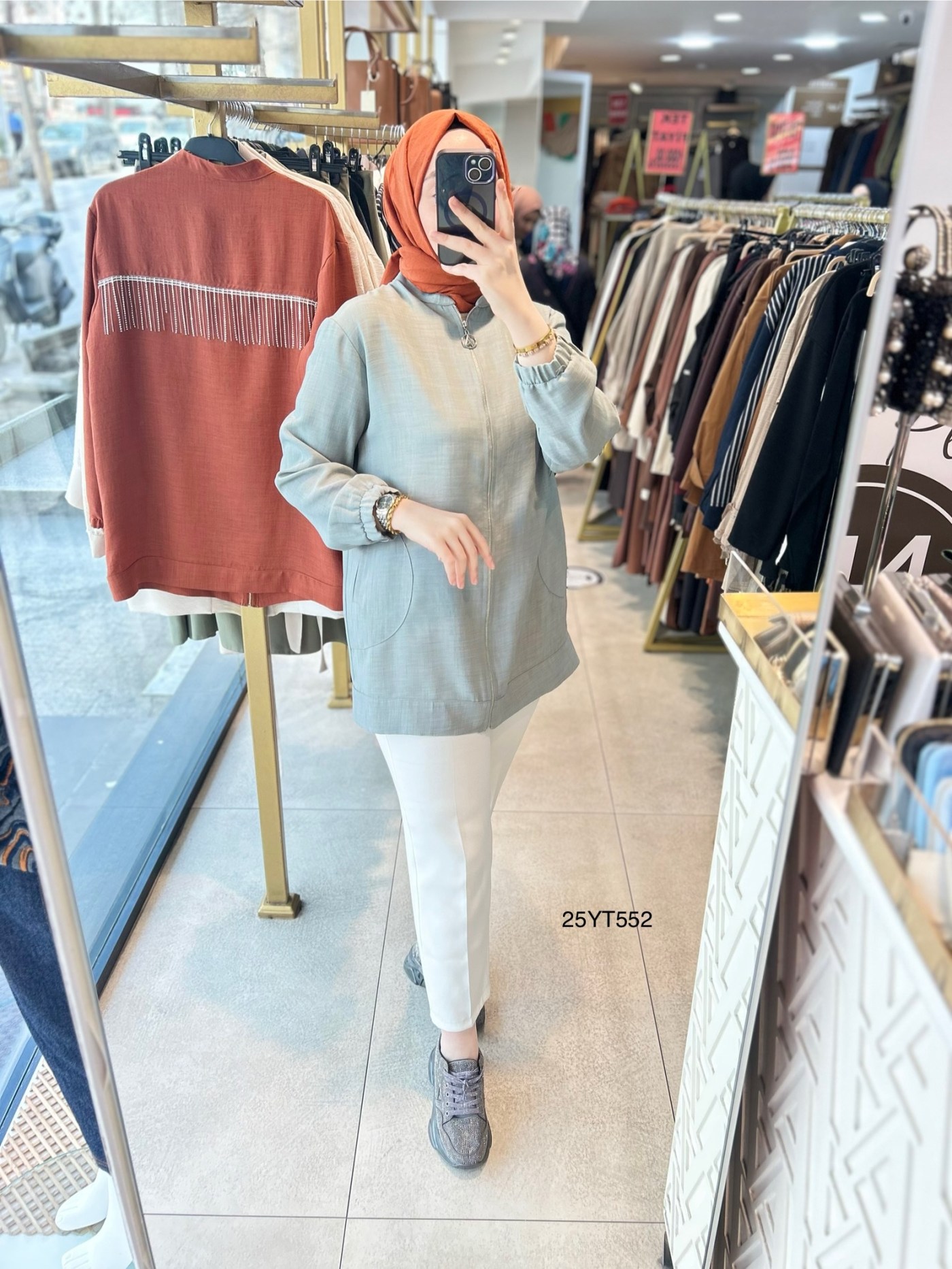 25YT552 CEPLİ FERMUARLI KAP