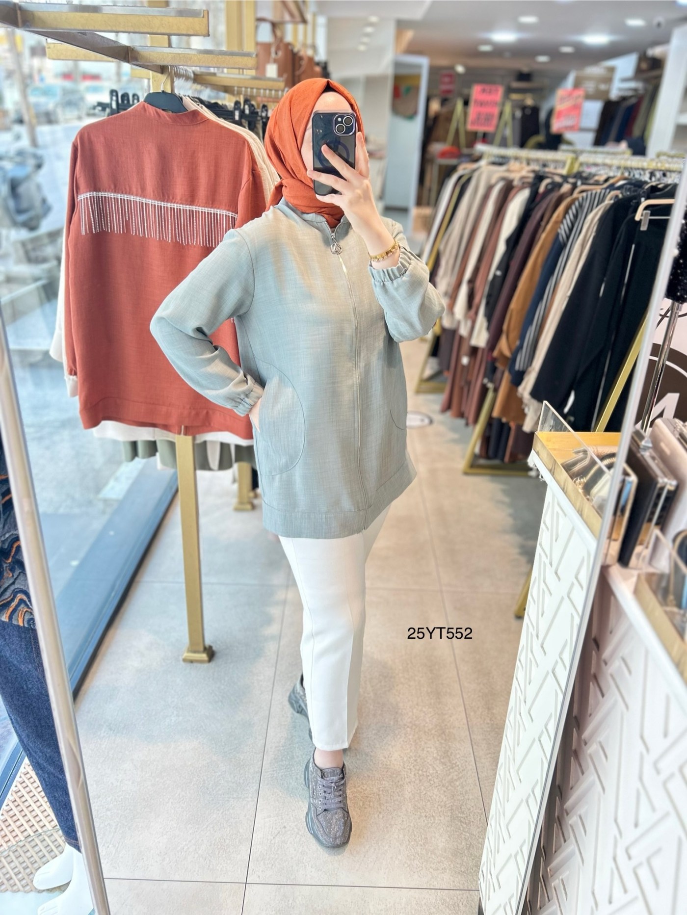 25YT552 CEPLİ FERMUARLI KAP