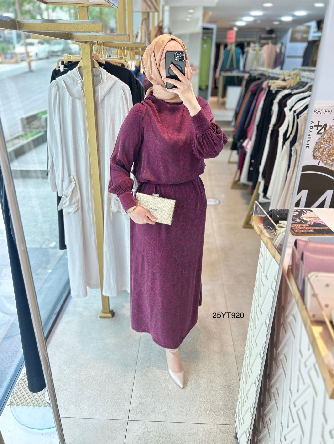 ARMİNE TREND Beli Kuşaklı Dijital Baskılı Elbise-25YT920