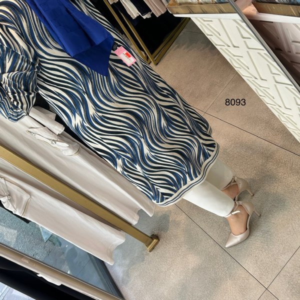 8093 Desenli Kap - Görsel 2