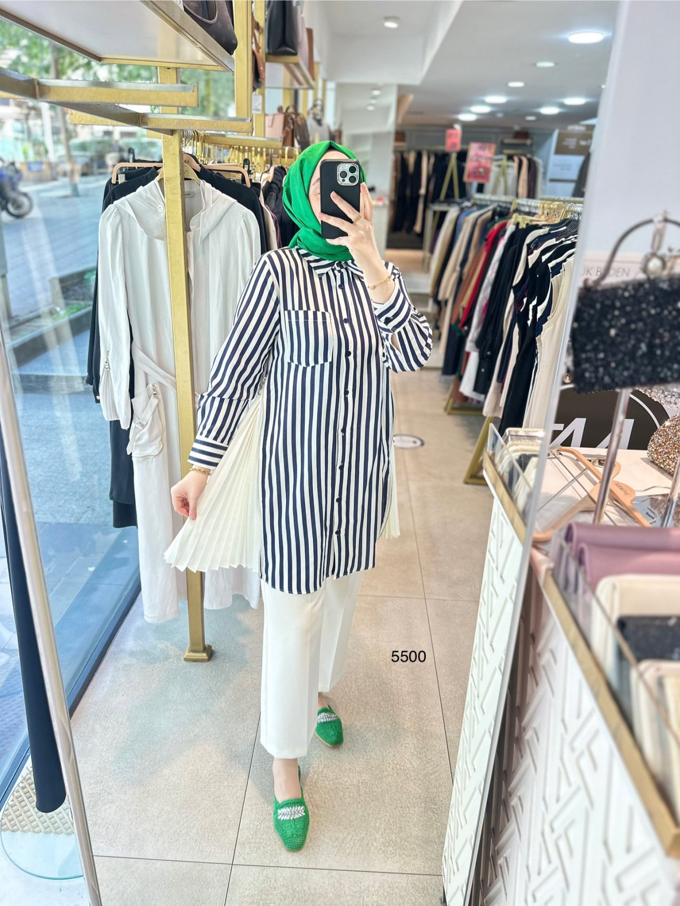 5500 Pilise Detaylı Tunik