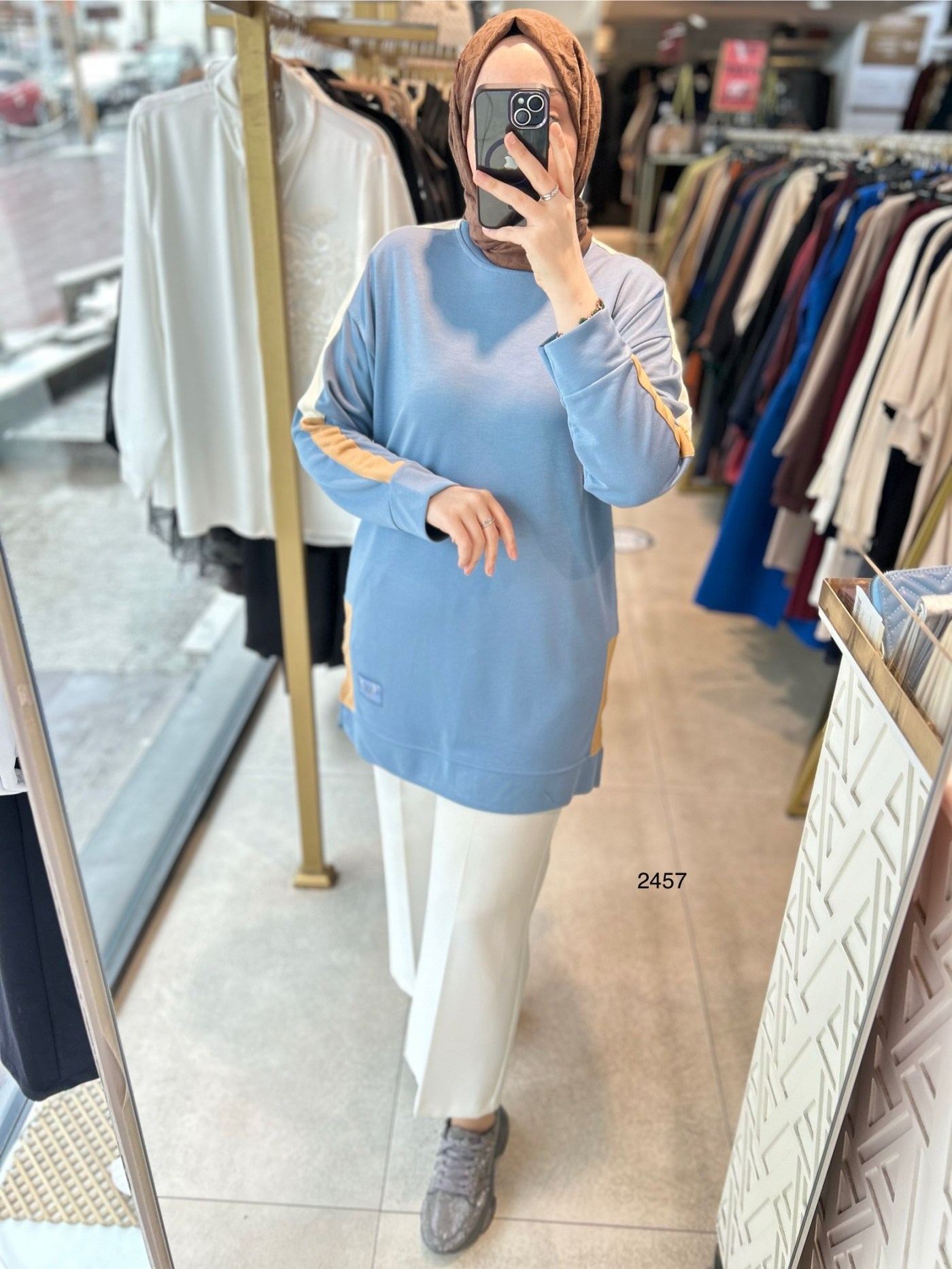 2457 Panch Detaylı Spor Tunik