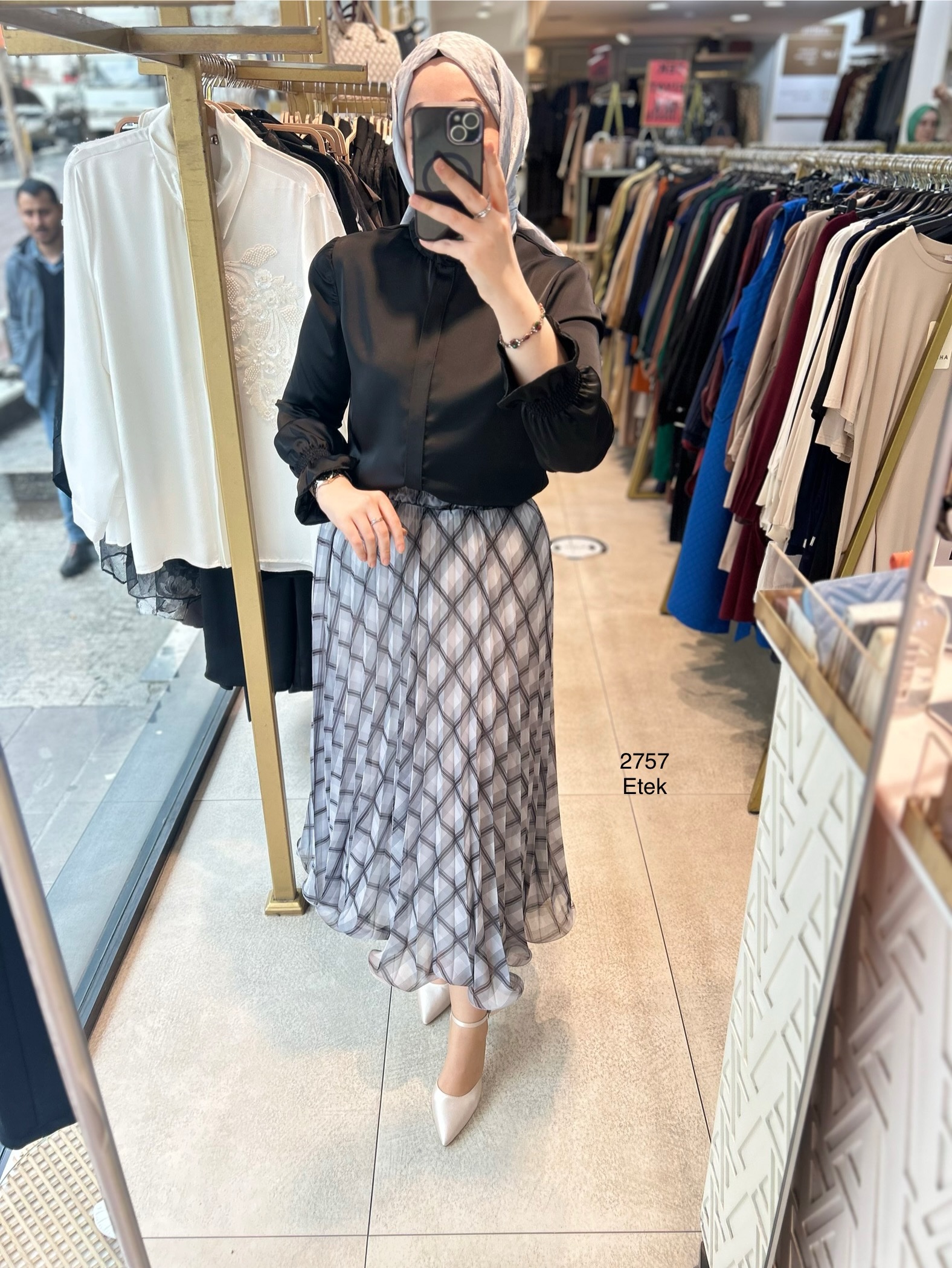 2757 Astarlı Desenli Şifon Etek - Görsel 3