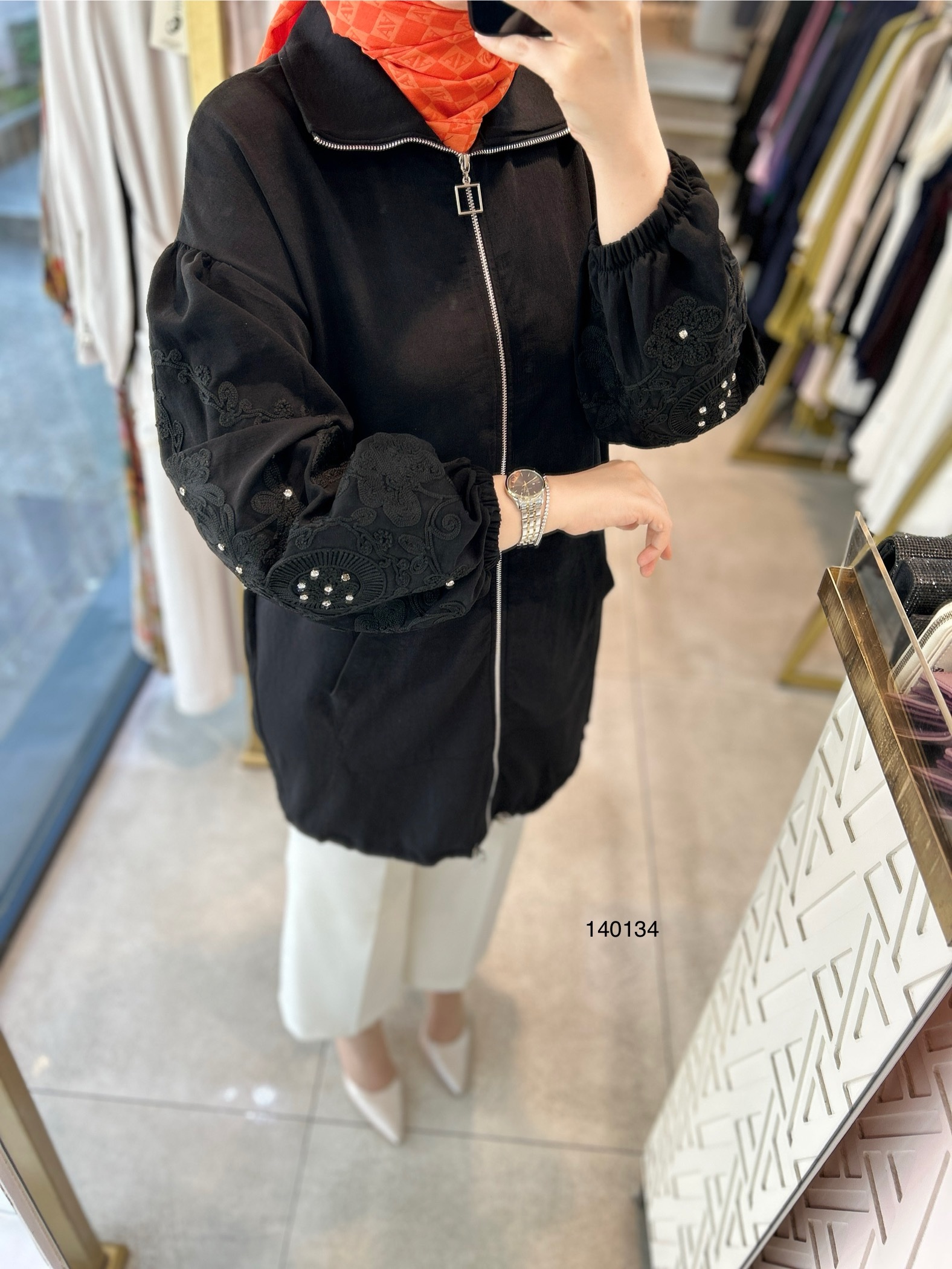 140134 KOLU GÜPÜR DETAYLI TAŞLI FERMUARLI BÜZGÜLÜ KAP - Görsel 3