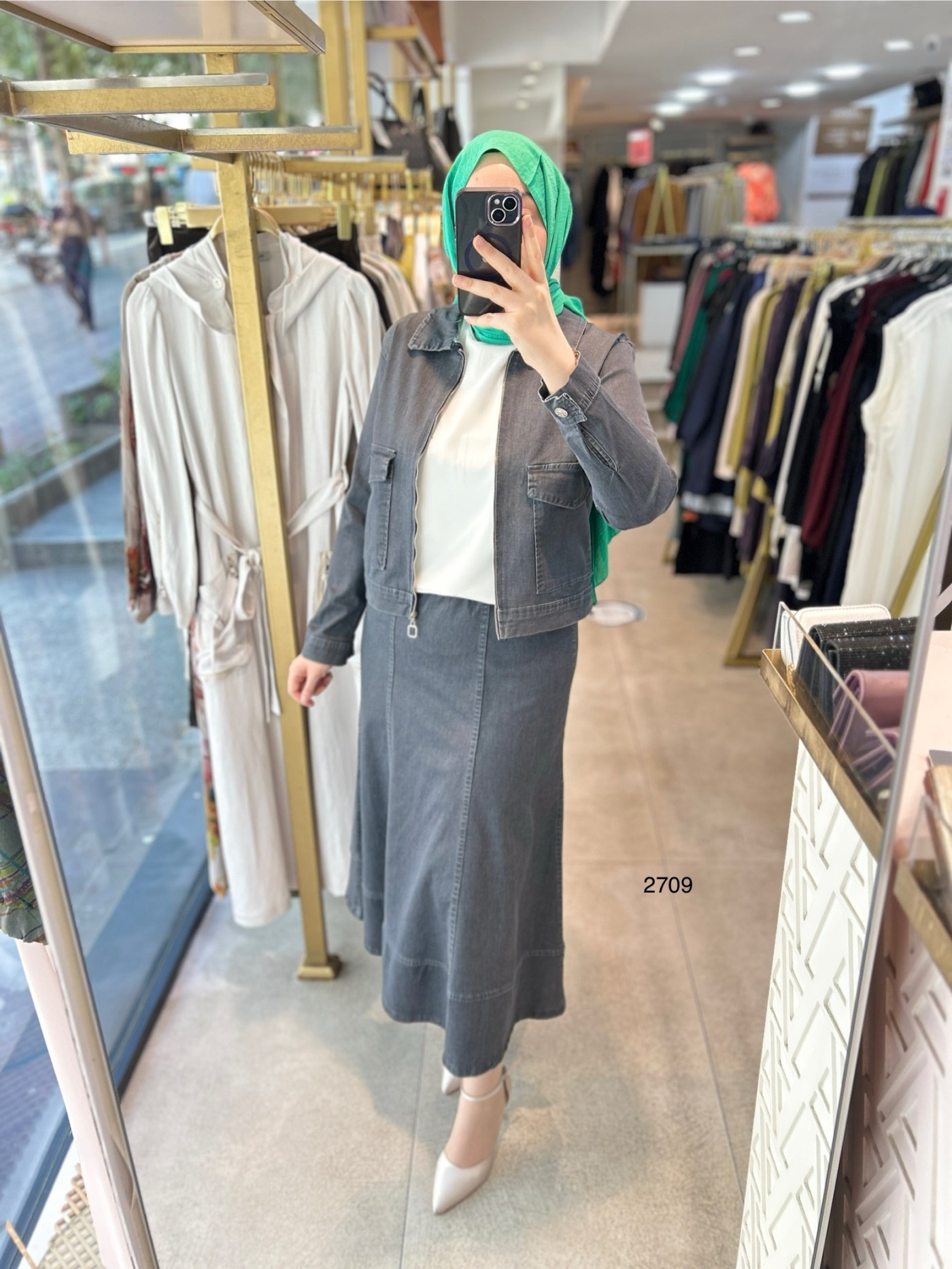 2709 KOT KUMAŞ ETEKLİ TAKIM