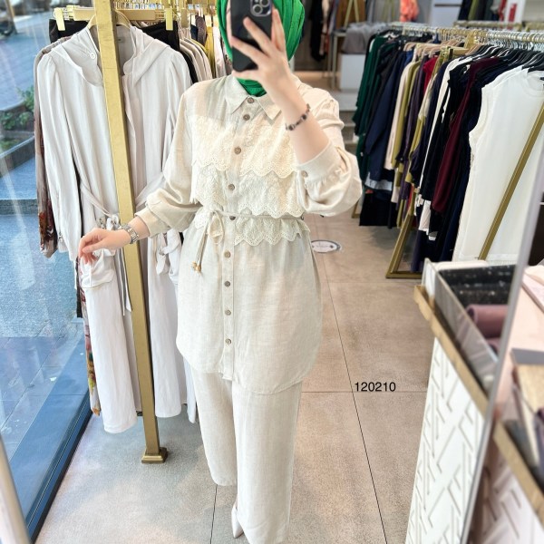 120210 ÖNÜ GÜPÜRLÜ GÖMLEK YAKA DÜĞMELİ TAKIM - Görsel 9