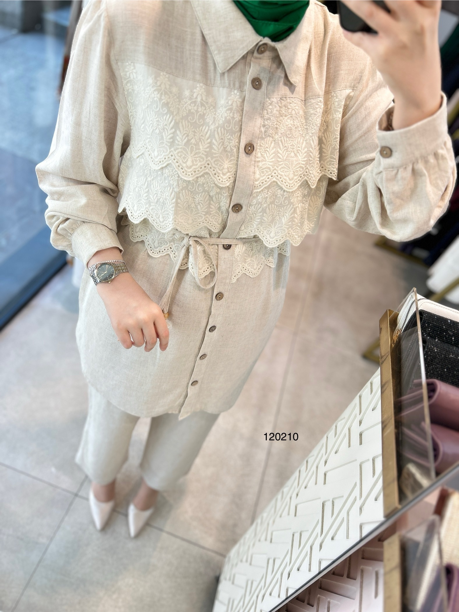 120210 ÖNÜ GÜPÜRLÜ GÖMLEK YAKA DÜĞMELİ TAKIM - Görsel 10