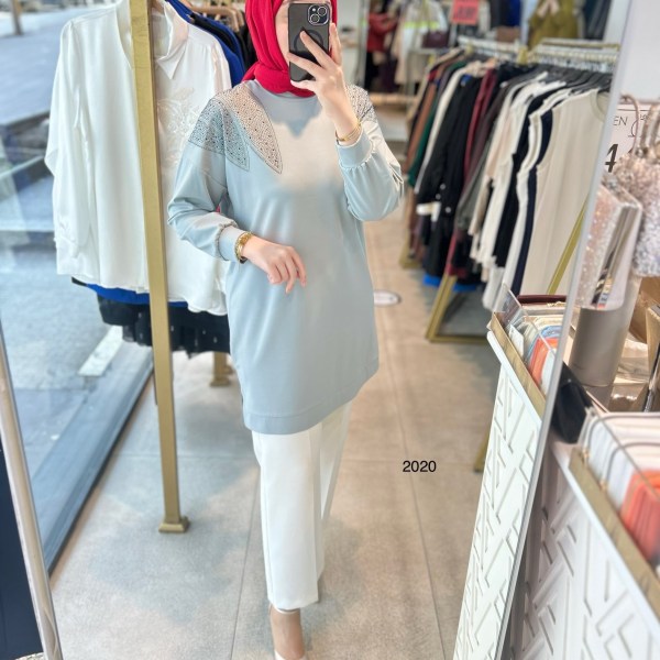 2020 OMUZLARI TAŞ DETAYLI BAMBU KUMAŞ TUNİK - Görsel 3