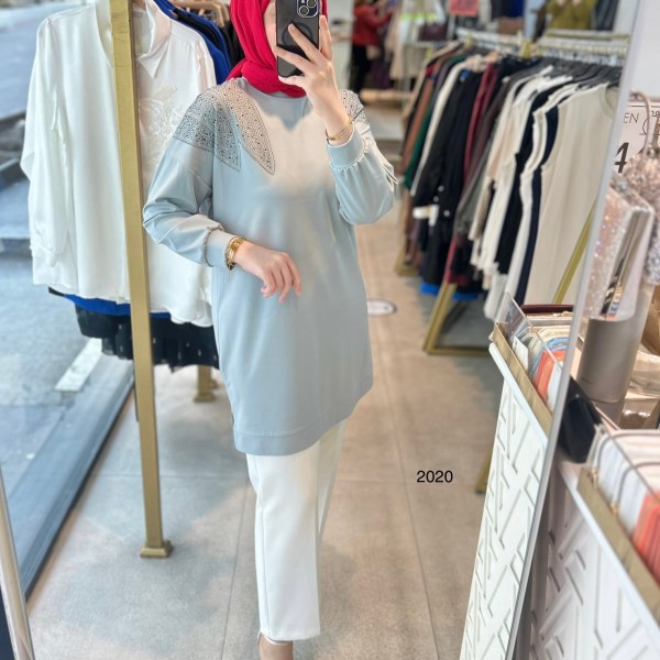 2020 OMUZLARI TAŞ DETAYLI BAMBU KUMAŞ TUNİK - Görsel 2