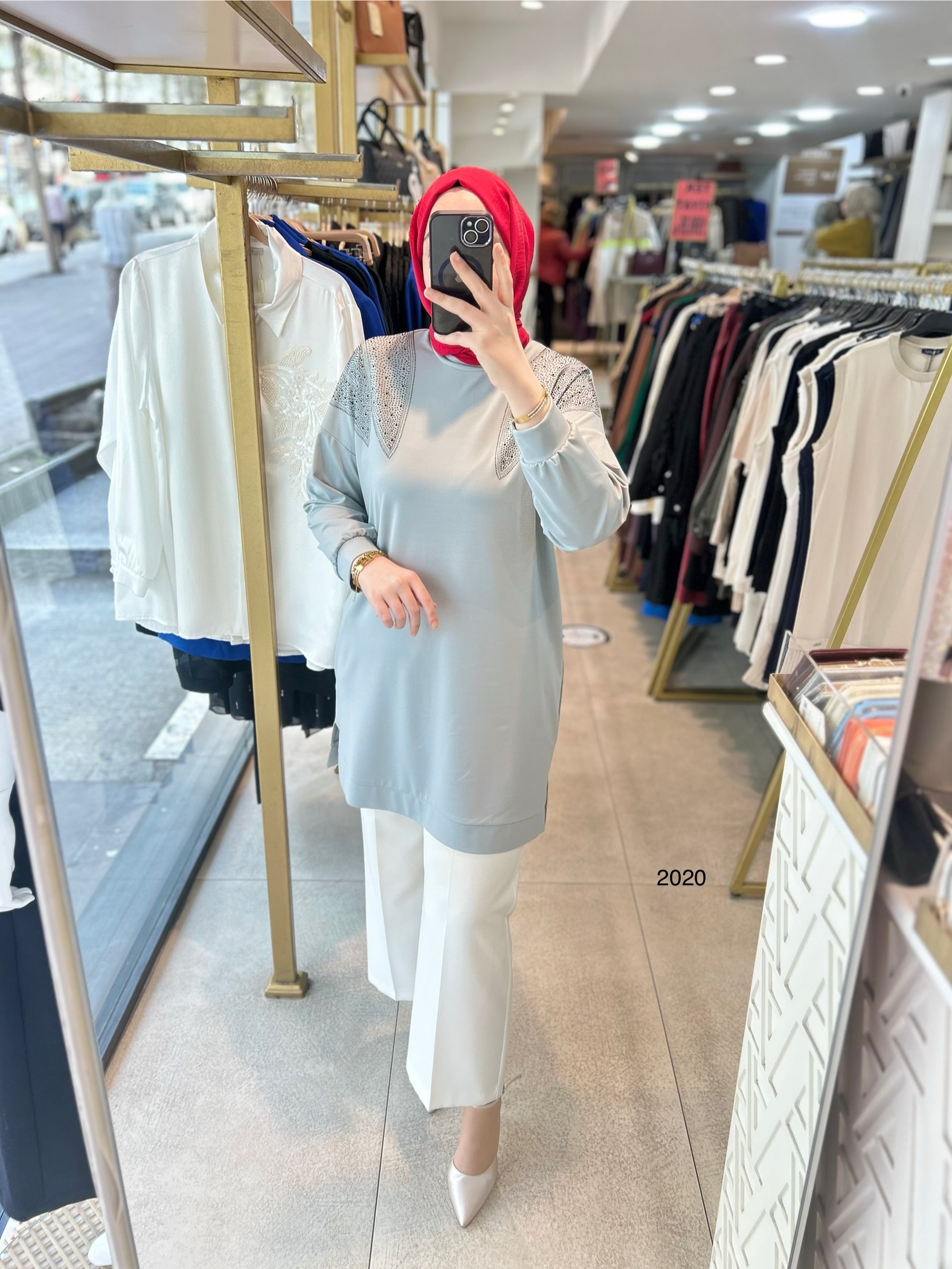 2020 OMUZLARI TAŞ DETAYLI BAMBU KUMAŞ TUNİK - Görsel 1