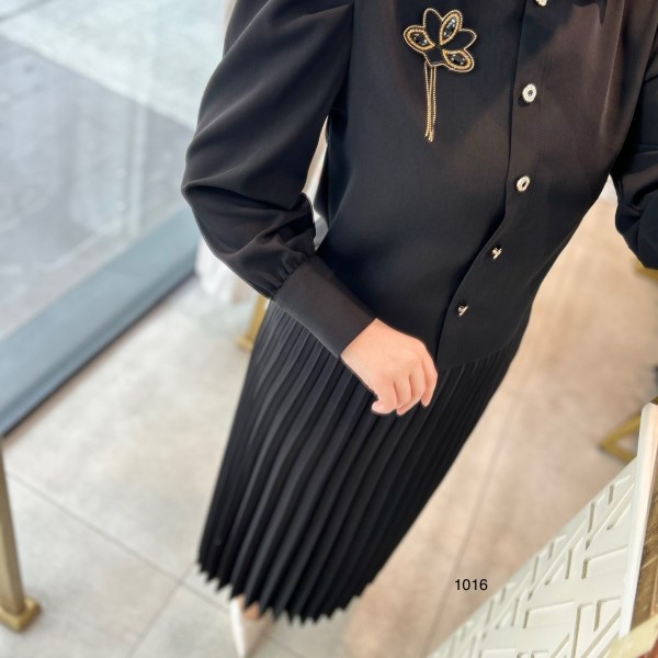 1016 BROŞ DETAYLI TAKIM - Görsel 4