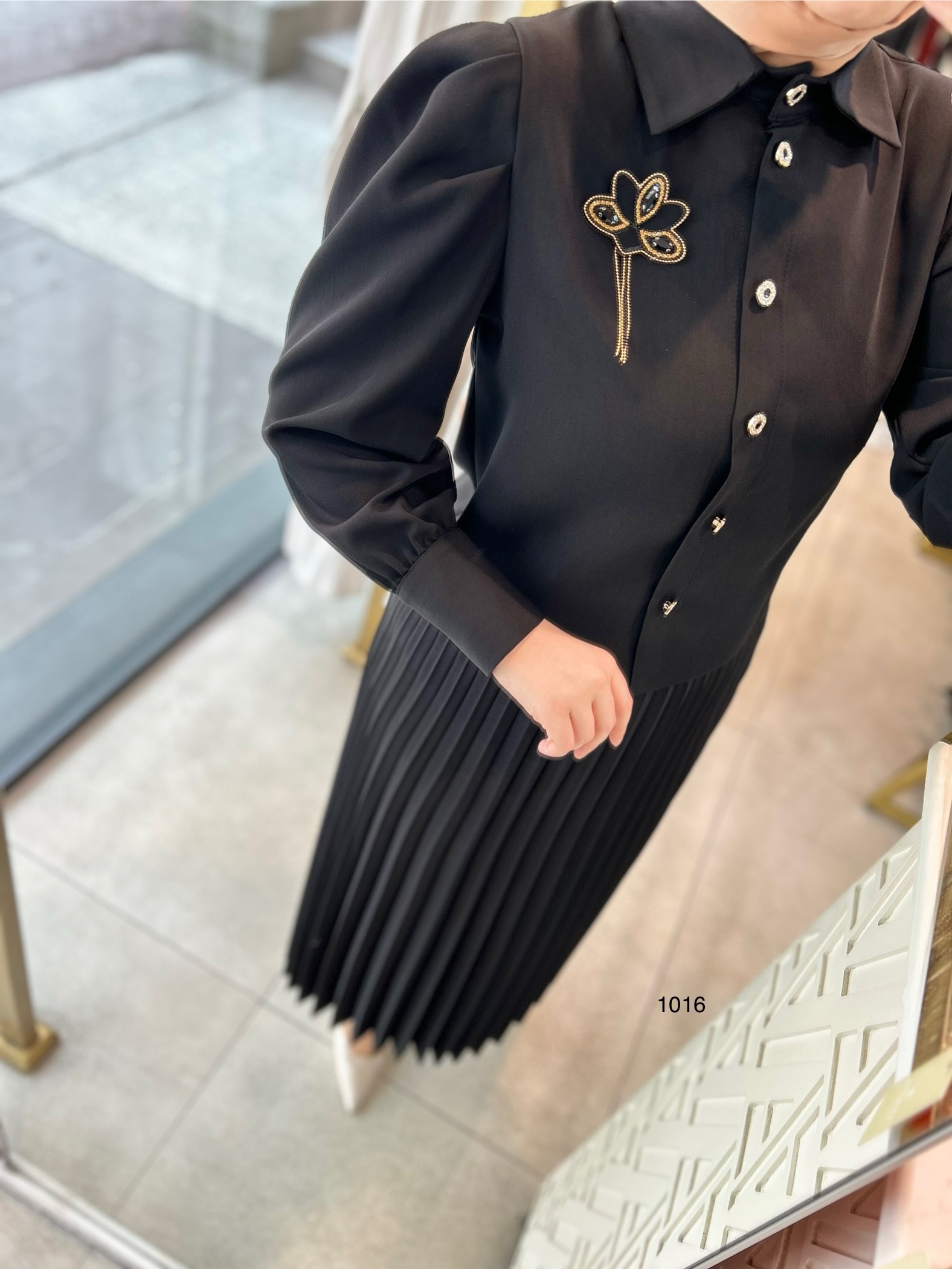 1016 BROŞ DETAYLI TAKIM - Görsel 4