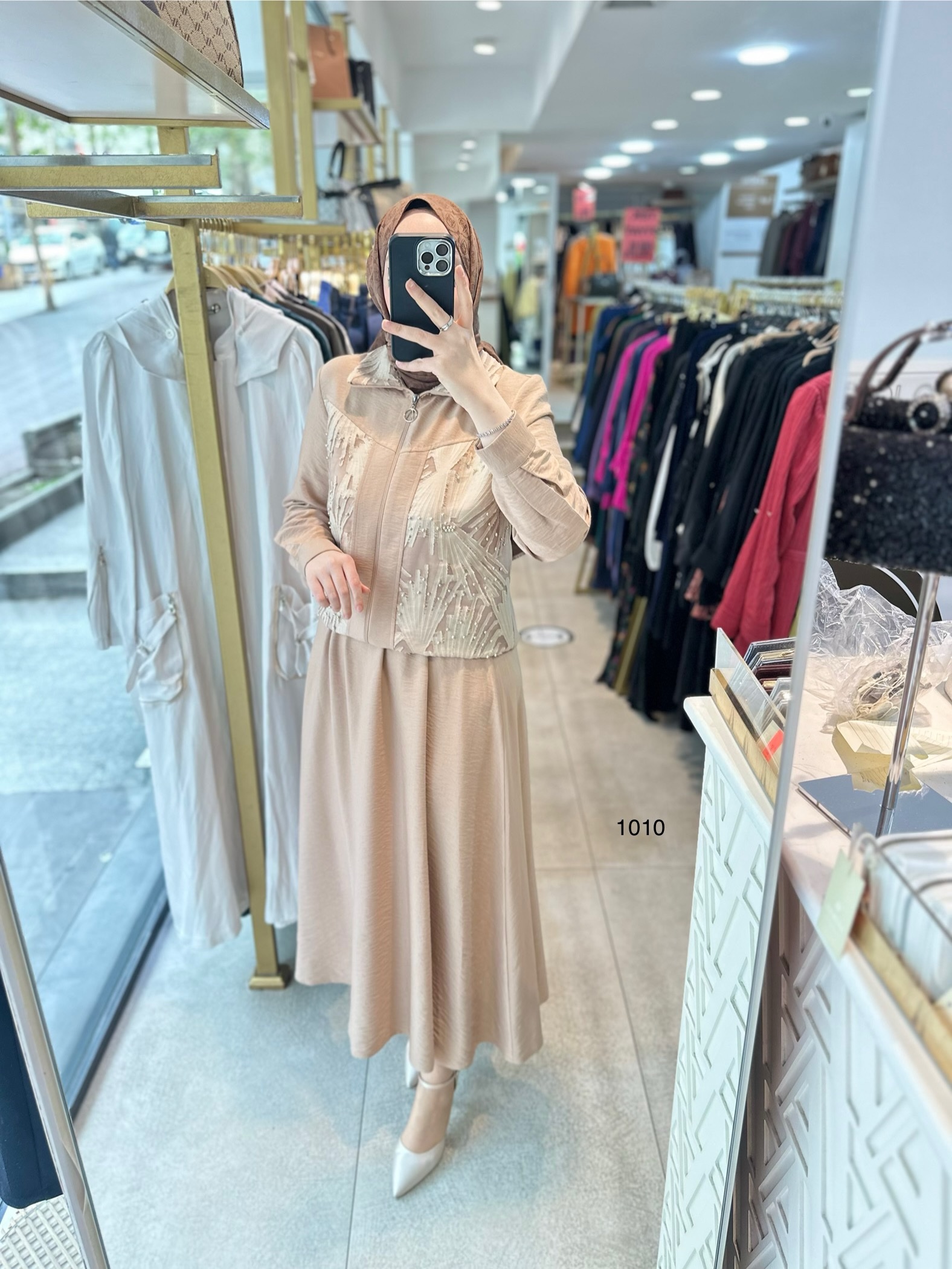 1010 Taş detaylı takım - Görsel 17