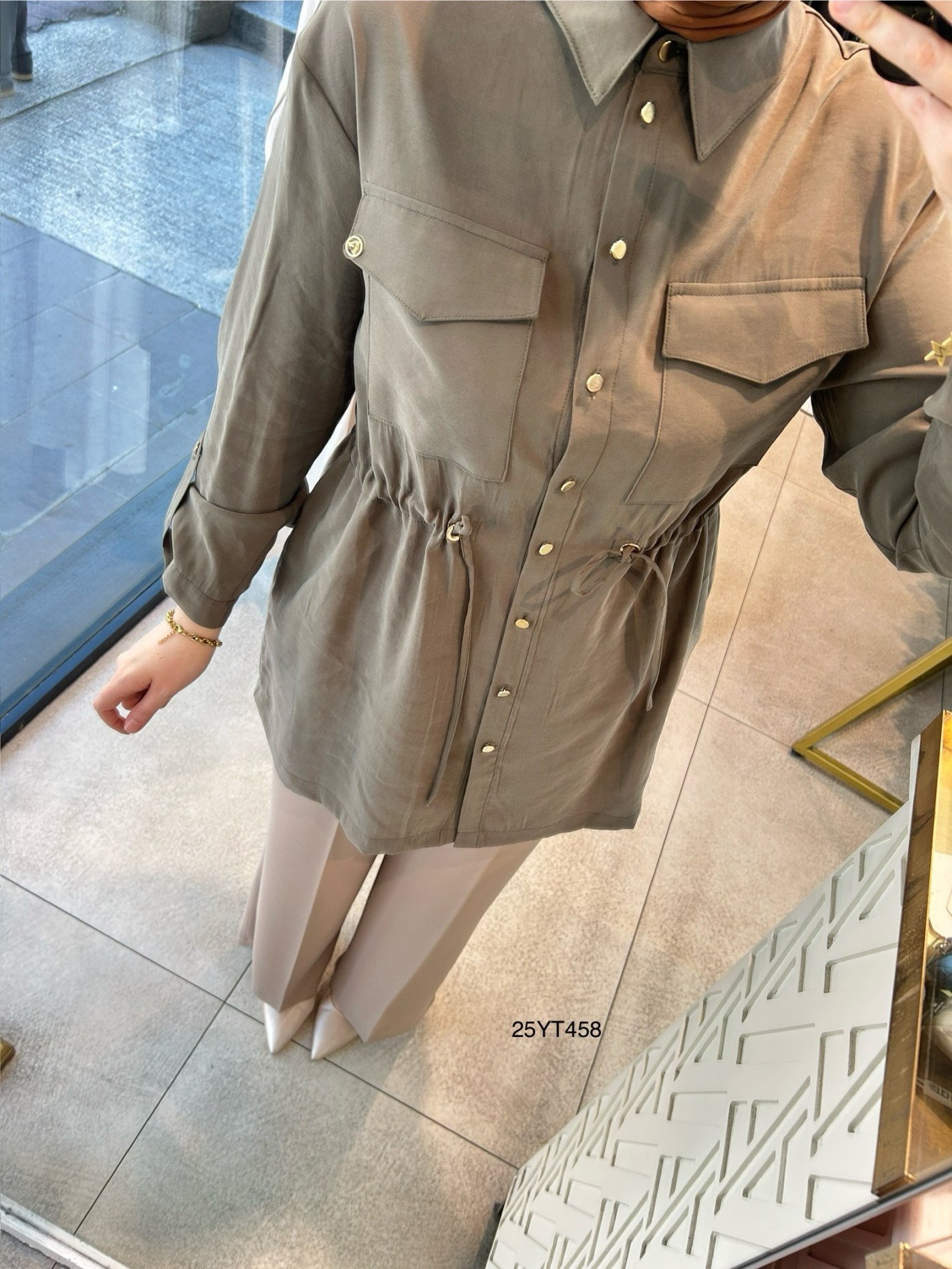 ARMİNE TREND Beli Lastikli Düğmeli Gömlek Yaka Tunik 25YT458