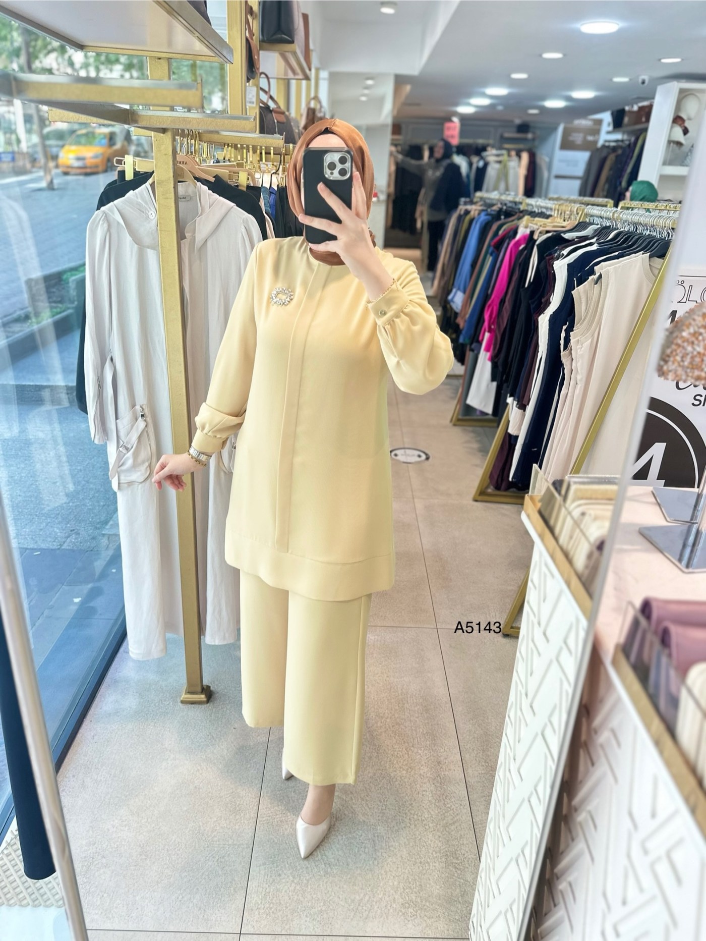 A5143 Broş Detaylı Pantolonlu Takım