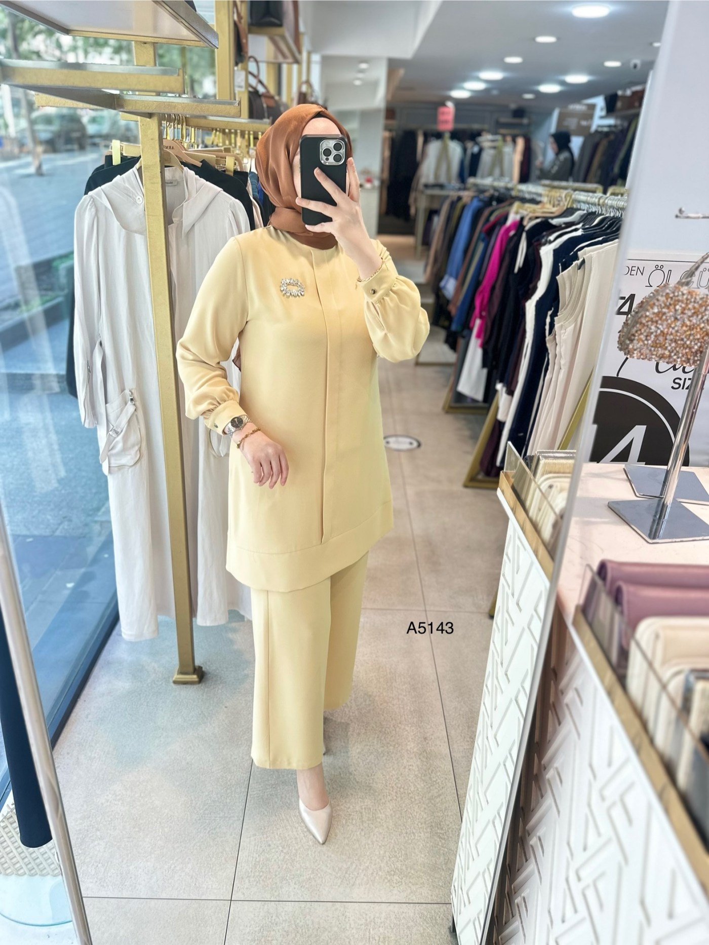 A5143 Broş Detaylı Pantolonlu Takım