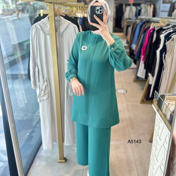 A5143 Broş Detaylı Pantolonlu Takım - Görsel 1