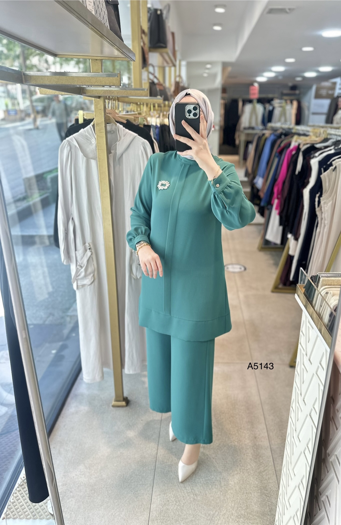 A5143 Broş Detaylı Pantolonlu Takım