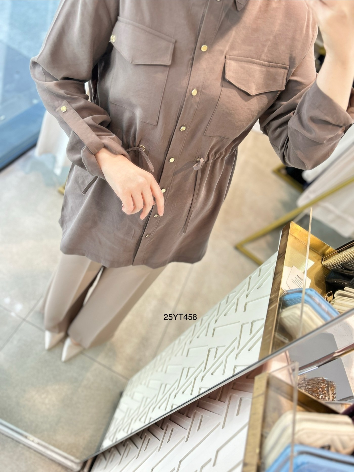 ARMİNE TREND Beli Lastikli Düğmeli Gömlek Yaka Tunik 25YT458