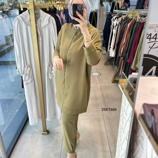 Armine Trend 25KT656 Taş Detaylı Takım - Görsel 1