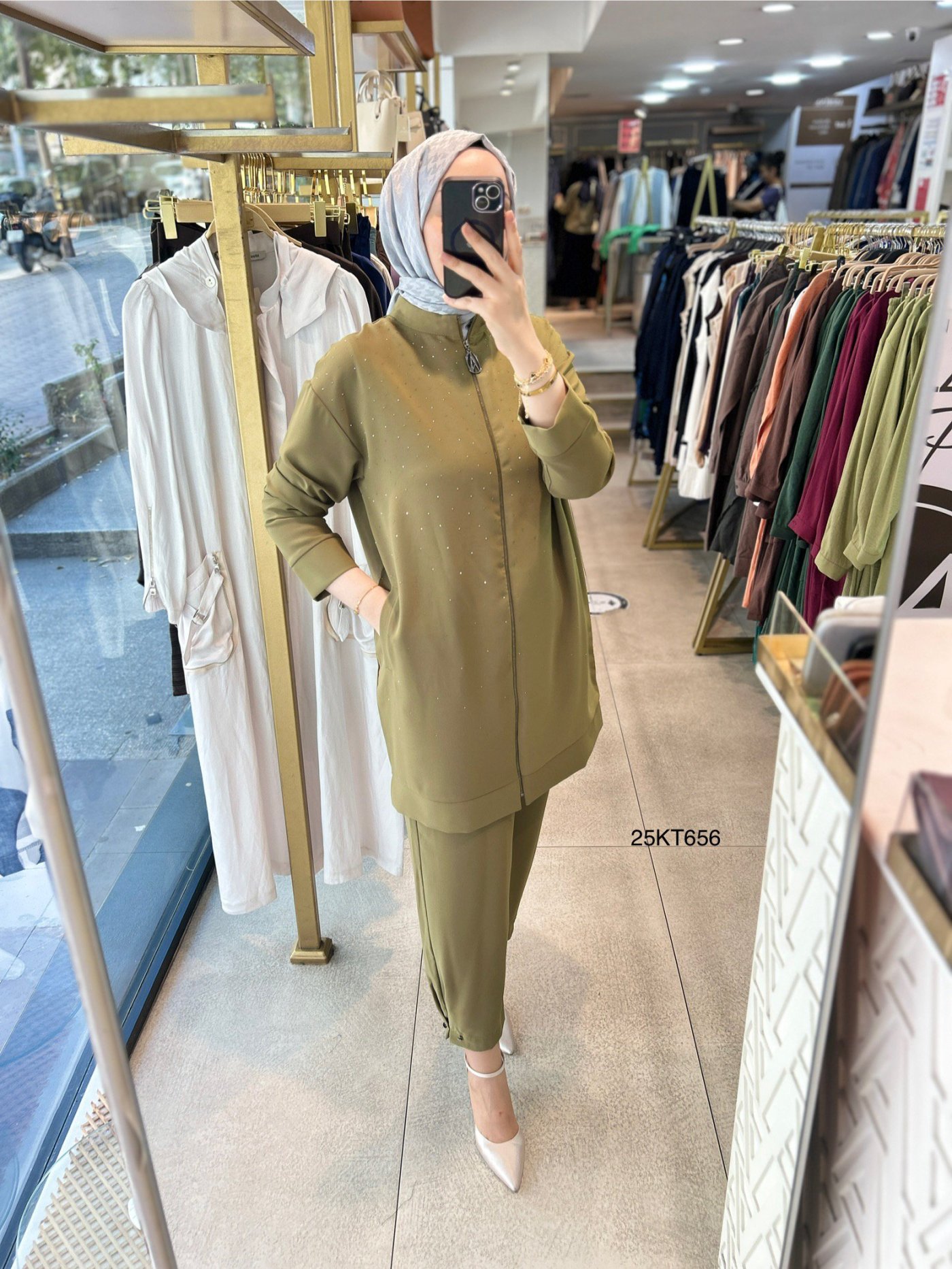 Armine Trend 25KT656 Taş Detaylı Takım