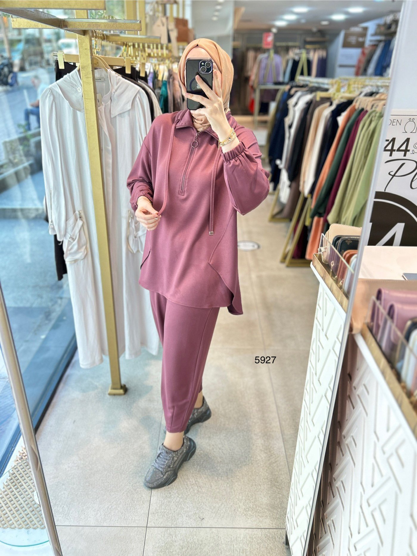 5927 Ön Fermuar Detaylı Spor Takım