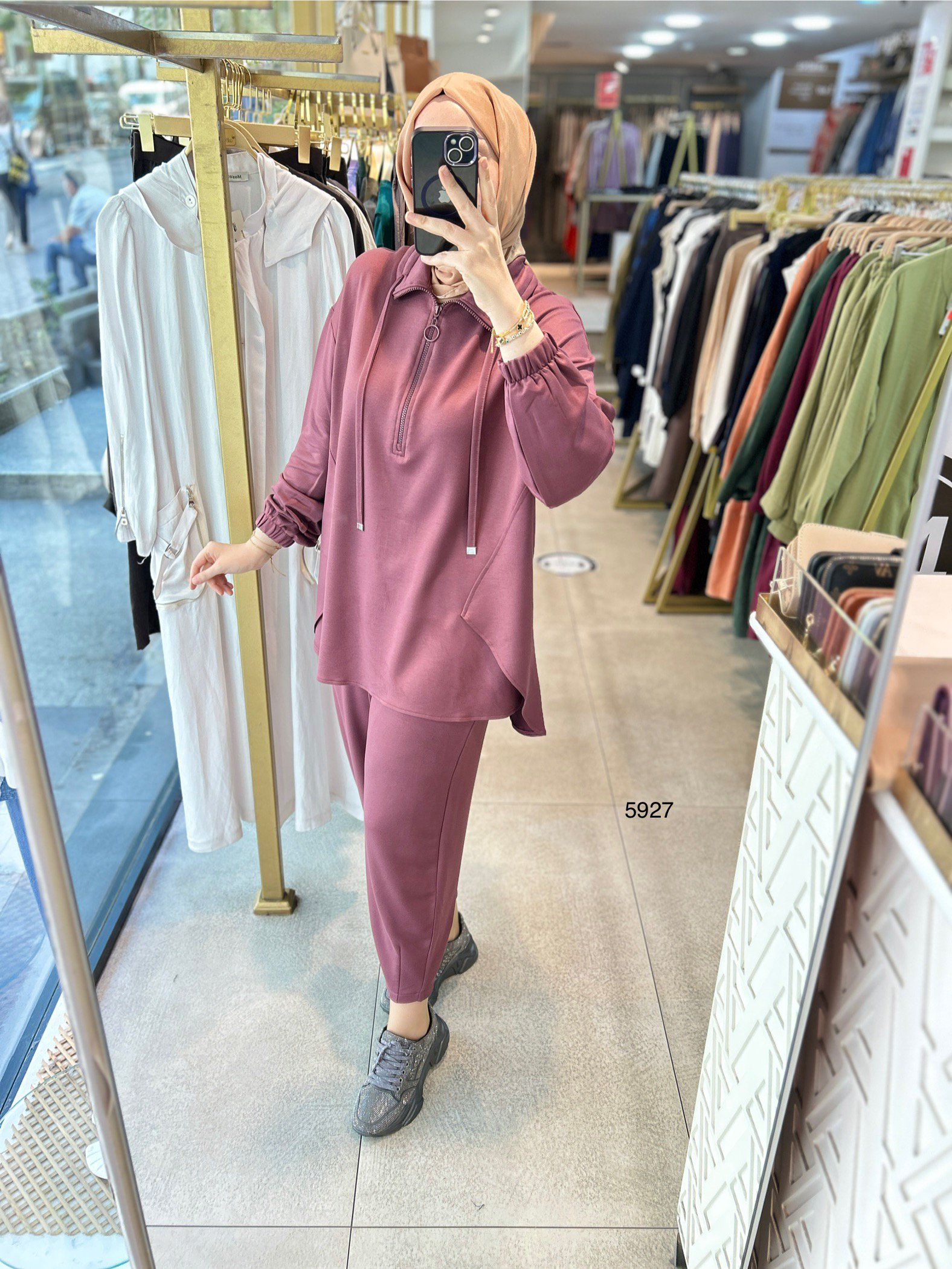 5927 Ön Fermuar Detaylı Spor Takım - Görsel 9